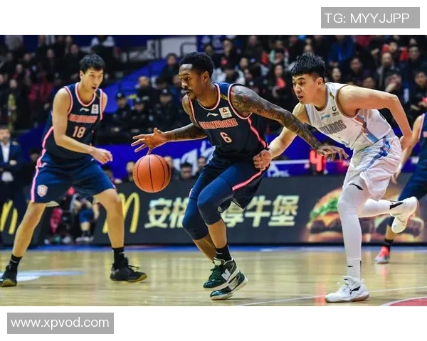 姚明重返CBA赛场引发热议球迷期待传奇巨星再次闪耀篮球世界 姚明重返CBA赛场引发热议球迷期待传奇巨星再次闪耀篮球世界