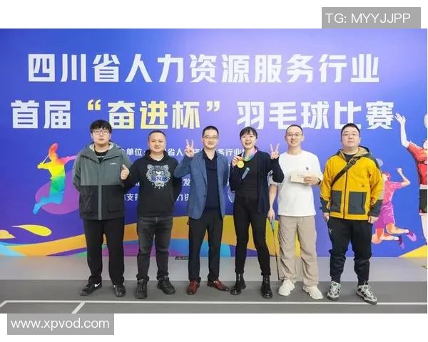 成都羽毛球队在全国配合排行榜中荣获第六名展现实力与团队默契